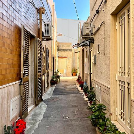 Casa Vacanze A Un Passo Dal Volo Bari Luaran gambar